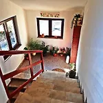 In Starigrad-paklenica 44023 Apartman *
