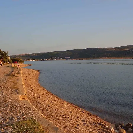 In Starigrad-paklenica 44023 Apartment *