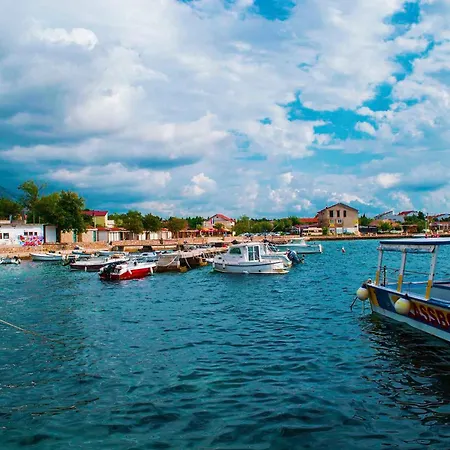 Lejlighed In Starigrad-paklenica 44023 *