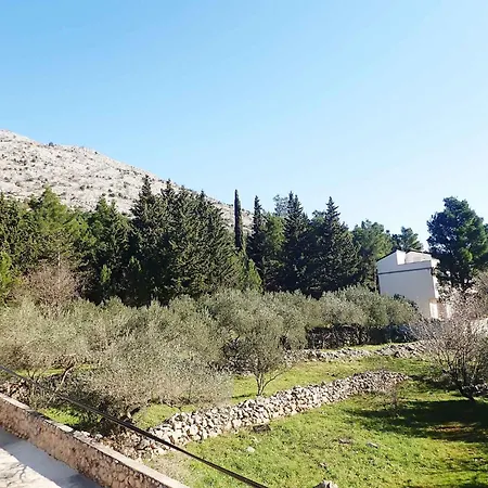 In Starigrad-paklenica 44023 Lejlighed