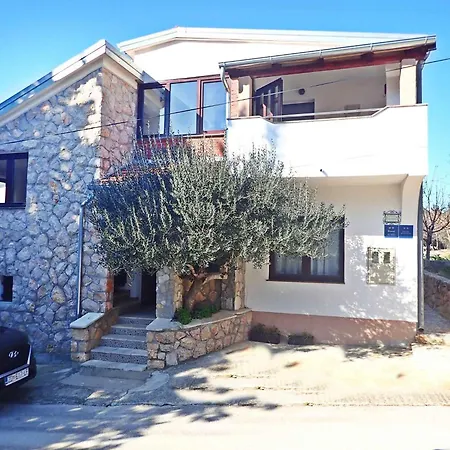 In Starigrad-paklenica 44023 Apartament